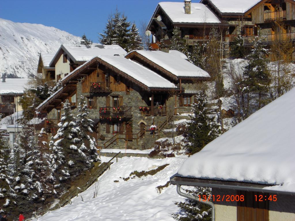 Appartement Cosy Pour 4 Personnes En Chalet De Pierres Saint-Martin-de-Belleville Exterior photo