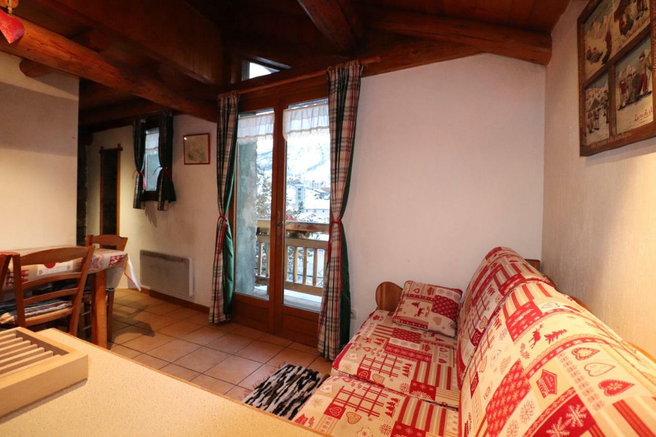 Appartement Cosy Pour 4 Personnes En Chalet De Pierres Saint-Martin-de-Belleville Exterior photo